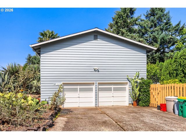 7025 Sw HOODVIEW Pl, Beaverton, OR 97008