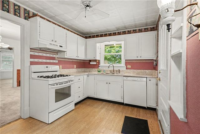 957 Orchard Avenue, City Of Greensburg, PA 15601