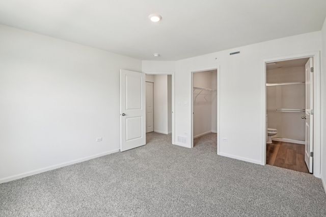 6371 Ulster Drive, Tinley Park, IL 60477