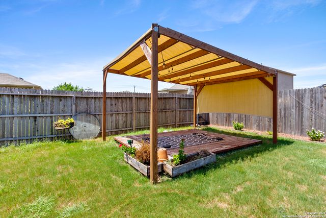 2607 Big Bear, Converse, TX 78109