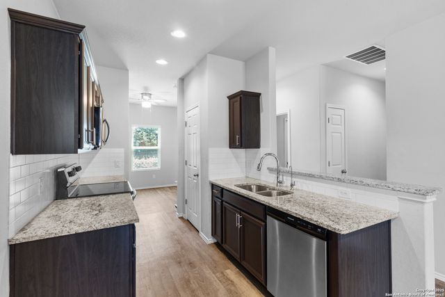 2607 Big Bear, Converse, TX 78109