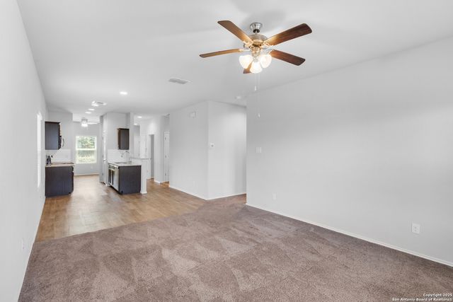 2607 Big Bear, Converse, TX 78109