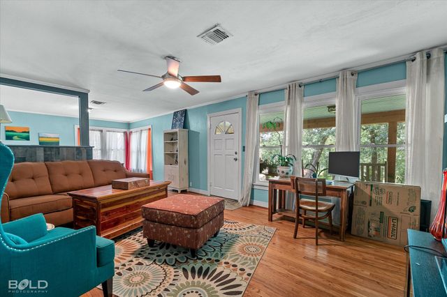 6151 Pine Hill Road, Shreveport, LA 71107