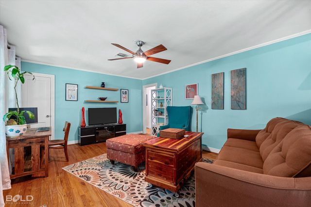 6151 Pine Hill Road, Shreveport, LA 71107