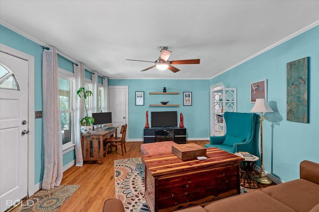 6151 Pine Hill Road, Shreveport, LA 71107