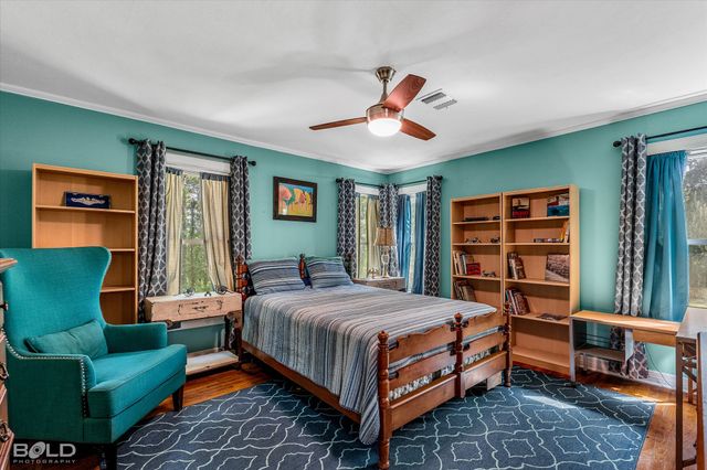 6151 Pine Hill Road, Shreveport, LA 71107