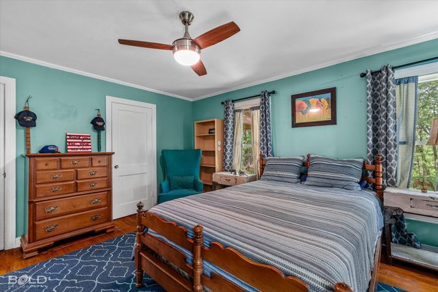 6151 Pine Hill Road, Shreveport, LA 71107