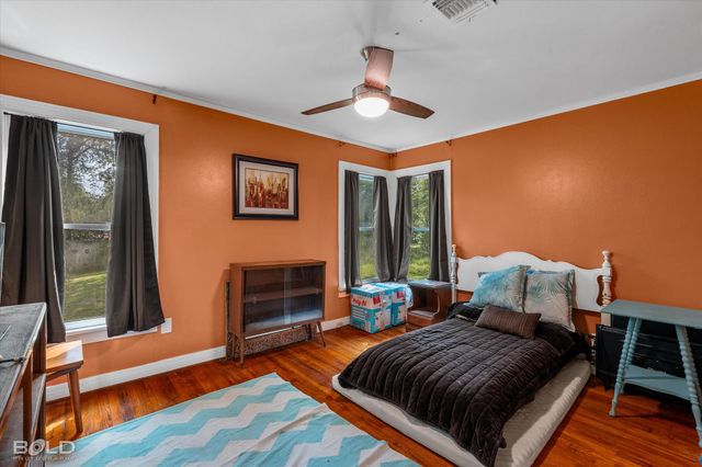 6151 Pine Hill Road, Shreveport, LA 71107