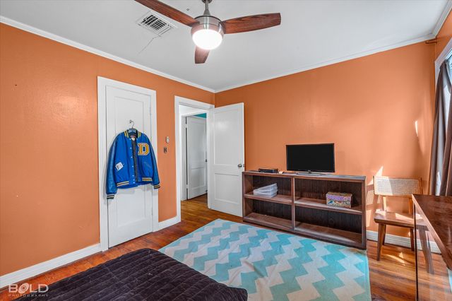 6151 Pine Hill Road, Shreveport, LA 71107