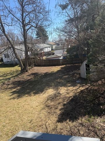 113 Lexington St, Springfield, MA 01107