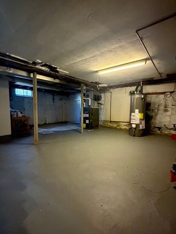 113 Lexington St, Springfield, MA 01107