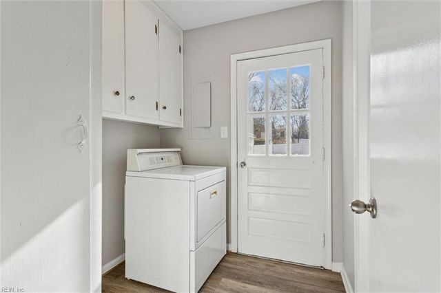 192 Beechmont DR, Newport News, VA 23608