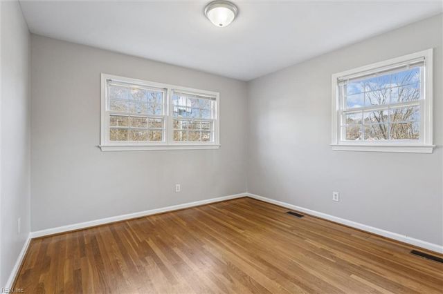 192 Beechmont DR, Newport News, VA 23608