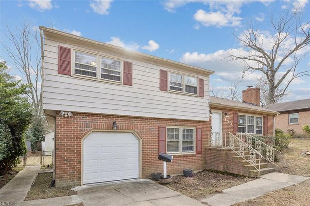 192 Beechmont DR, Newport News, VA 23608