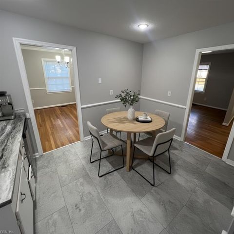 192 Beechmont DR, Newport News, VA 23608