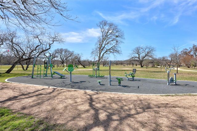 5704 Whitebrook DR, Austin, TX 78724