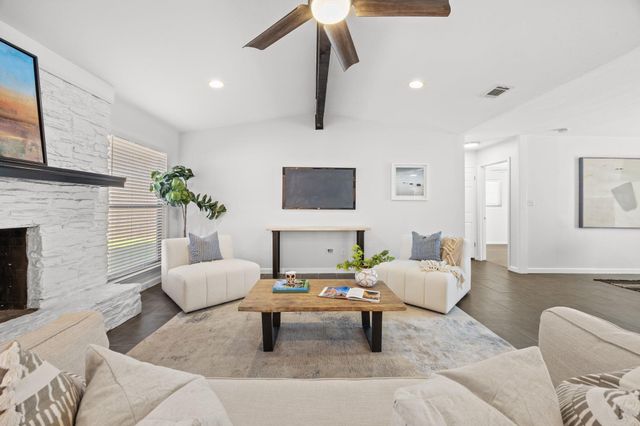 5704 Whitebrook DR, Austin, TX 78724