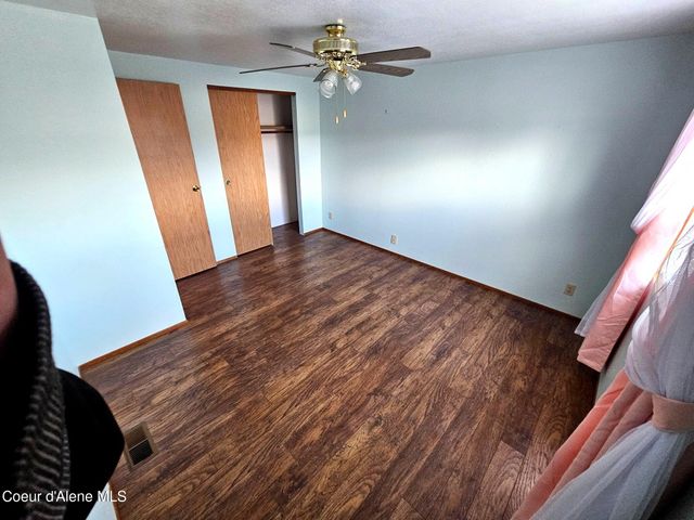 1284 W Linwood Dr, Hayden, ID 83835