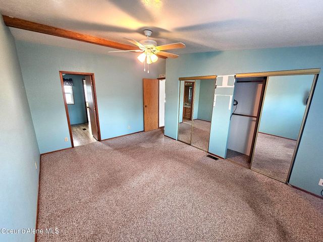 1284 W Linwood Dr, Hayden, ID 83835