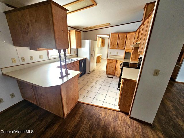 1284 W Linwood Dr, Hayden, ID 83835