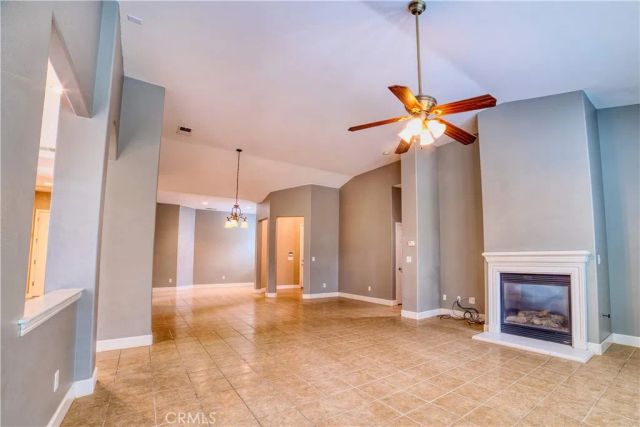 6009 W Goux, Fresno, CA 93722