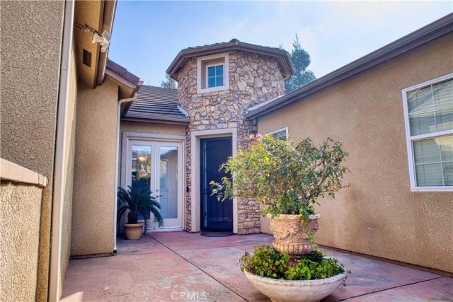 6009 W Goux, Fresno, CA 93722