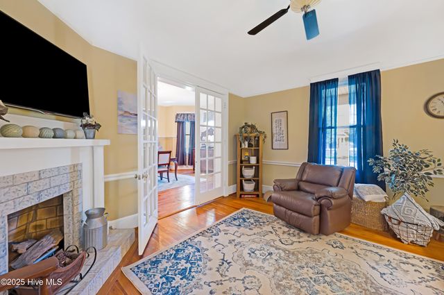 3466 S Contentnea Street, Farmville, NC 27828