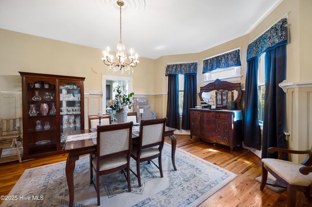 3466 S Contentnea Street, Farmville, NC 27828