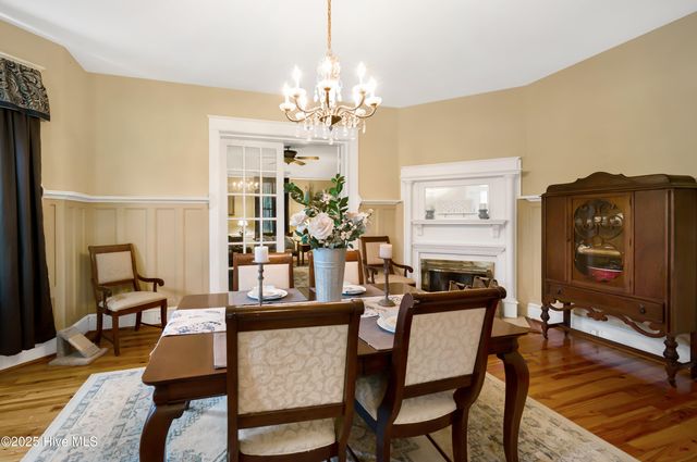 3466 S Contentnea Street, Farmville, NC 27828