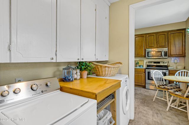 3466 S Contentnea Street, Farmville, NC 27828