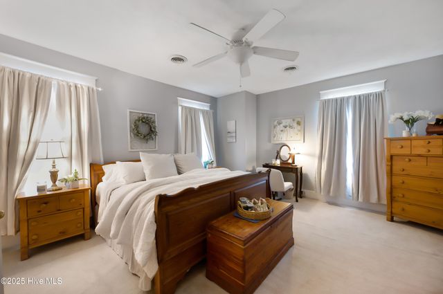 3466 S Contentnea Street, Farmville, NC 27828