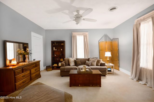 3466 S Contentnea Street, Farmville, NC 27828