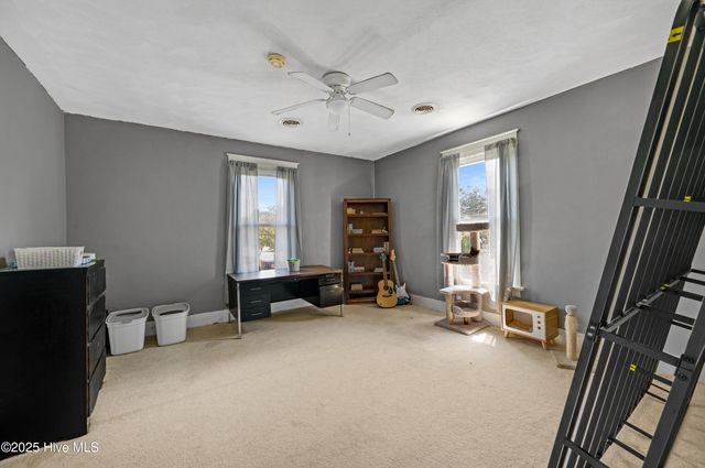 3466 S Contentnea Street, Farmville, NC 27828