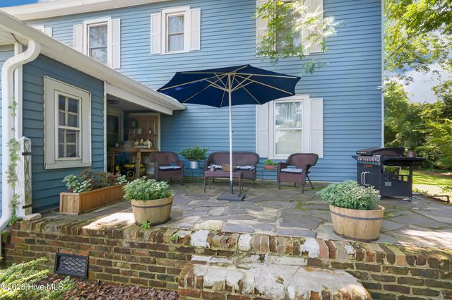 3466 S Contentnea Street, Farmville, NC 27828