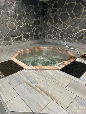 301 Pinnacle Inn Road 4208, Beech Mountain, NC 28604