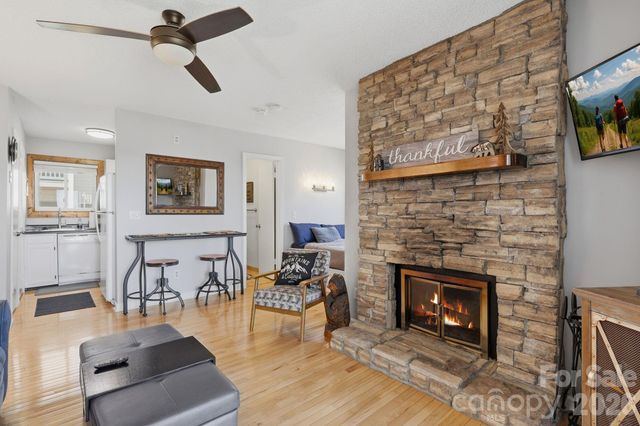 301 Pinnacle Inn Road 4208, Beech Mountain, NC 28604