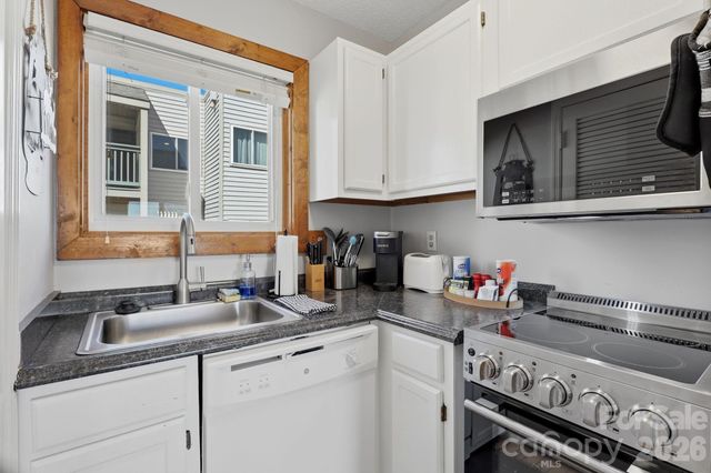 301 Pinnacle Inn Road 4208, Beech Mountain, NC 28604