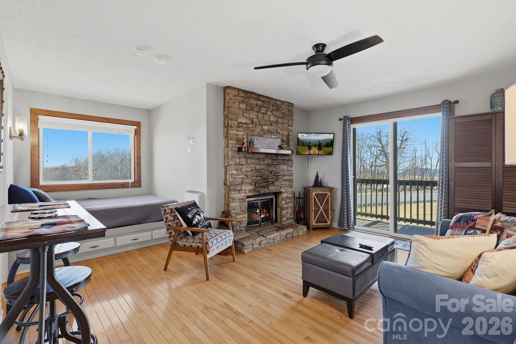 301 Pinnacle Inn Road 4208, Beech Mountain, NC 28604