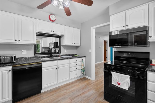 6231 E H Avenue, Kalamazoo, MI 49048