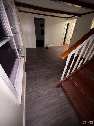 6404 E TAFT RD, Cicero, NY 13057