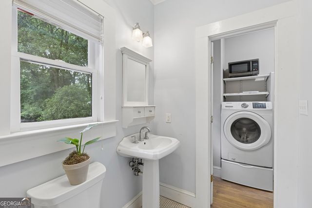 256 Mathews Avenue NE, Atlanta, GA 30307