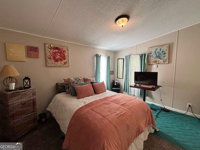 63 Breezewood Drive, Hampton, GA 30228