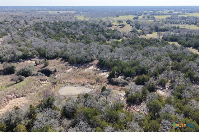 1873 County Road 136a, Hallettsville, TX 77964