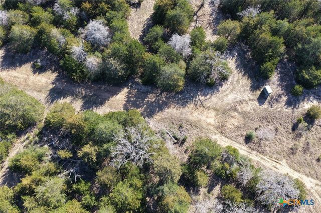 1873 County Road 136a, Hallettsville, TX 77964