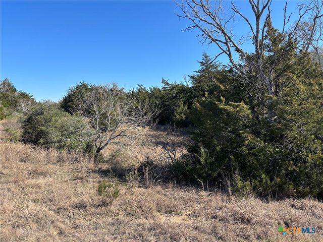 1873 County Road 136a, Hallettsville, TX 77964