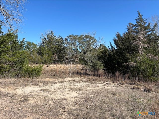 1873 County Road 136a, Hallettsville, TX 77964