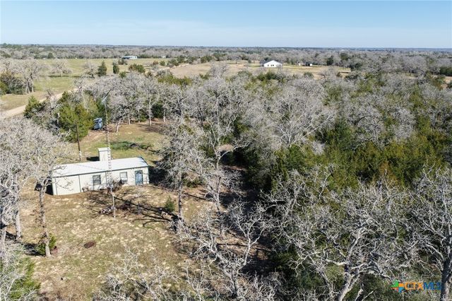 1873 County Road 136a, Hallettsville, TX 77964