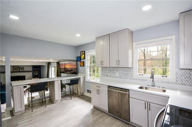 643 Navarre Drive, Stone Mountain, GA 30087