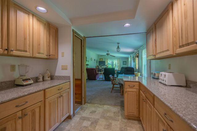 71 Mays Way, Tamworth, NH 03890