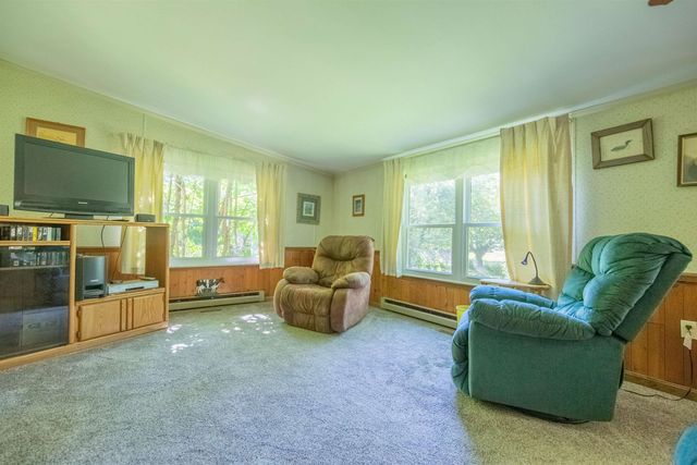 71 Mays Way, Tamworth, NH 03890